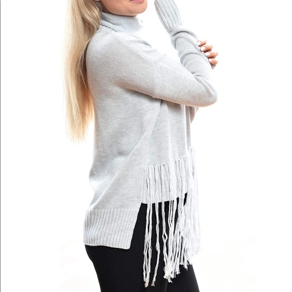 Long Sleeve Side Slit Gradient Sweater with Fringe - Picture 5 of 8